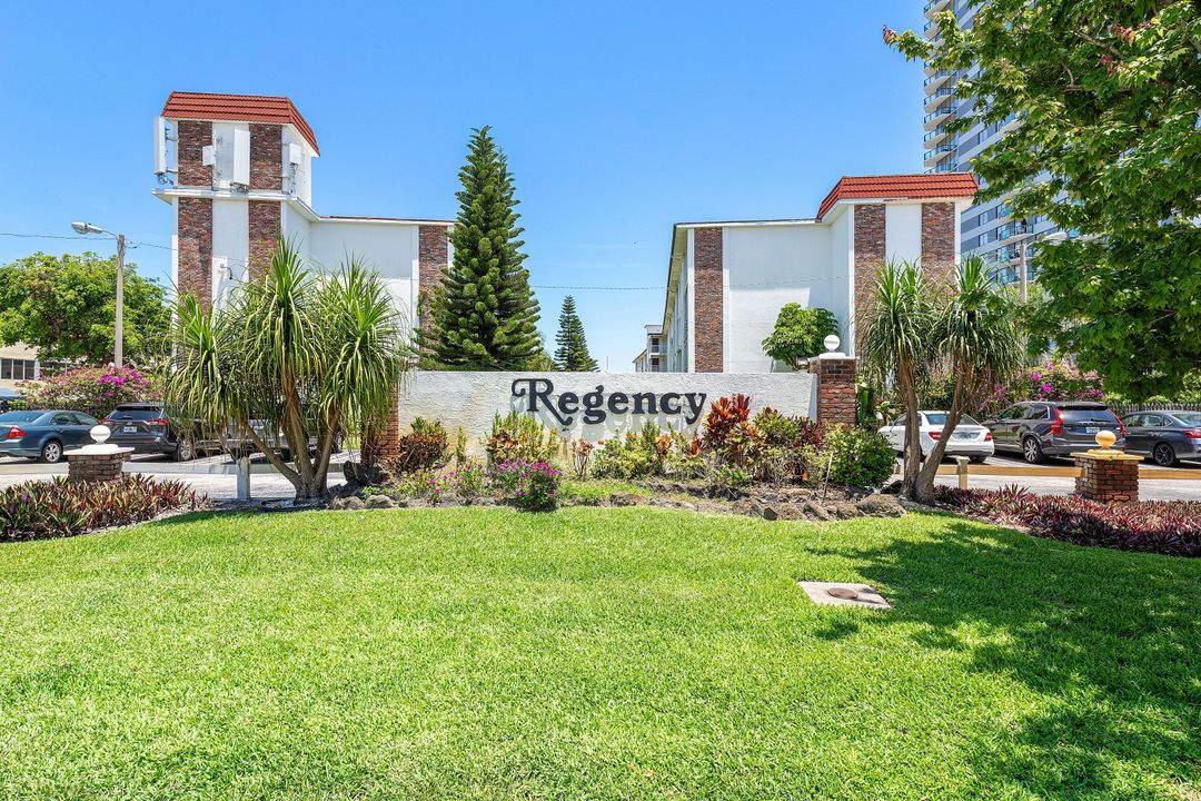 For Rent: $2,000 (2 beds, 1 baths, 948 Square Feet)