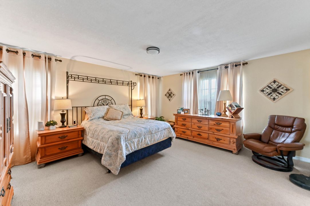 For Sale: $379,900 (3 beds, 2 baths, 1358 Square Feet)