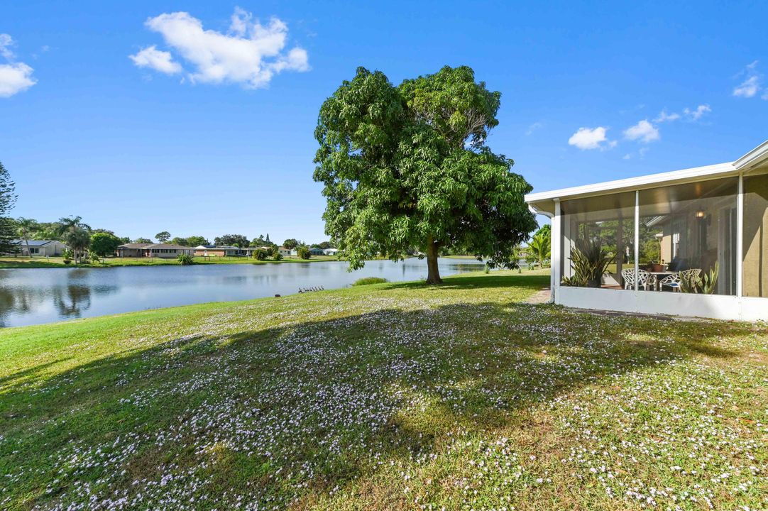 For Sale: $379,900 (3 beds, 2 baths, 1358 Square Feet)