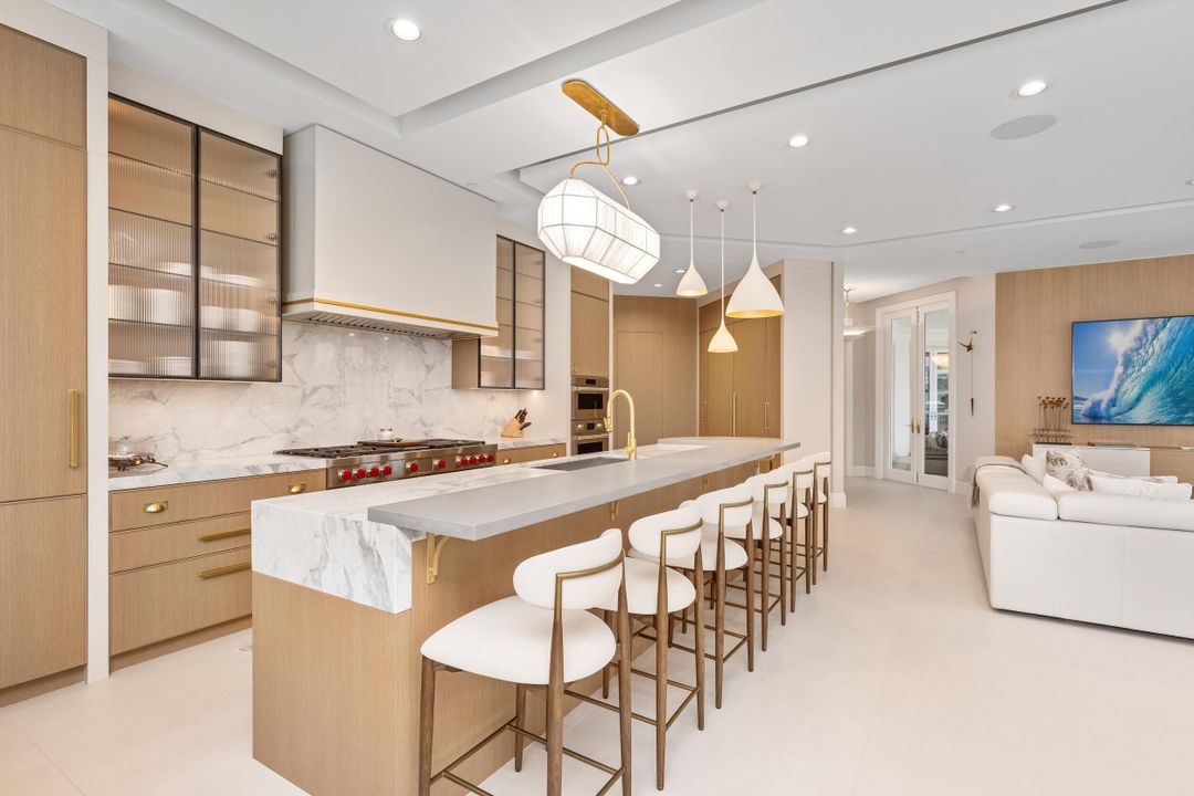 На продажу: $27,500,000 (6 спален, 9 ванн, 12055 Квадратных фут)