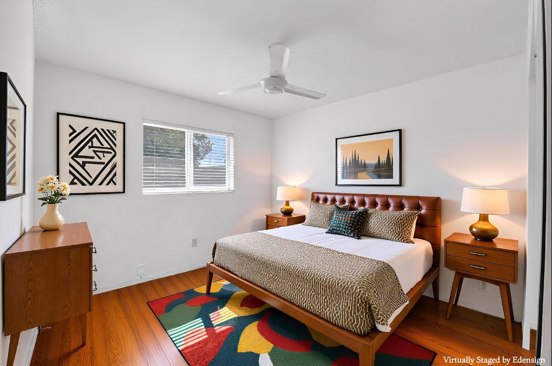 For Sale: $675,000 (3 beds, 2 baths, 1256 Square Feet)