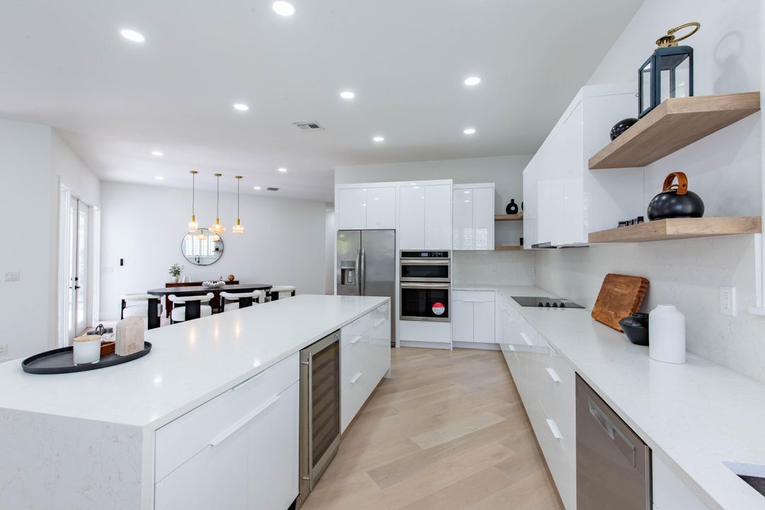 En Venta: $1,650,000 (3 camas, 3 baños, 2616 Pies cuadrados)