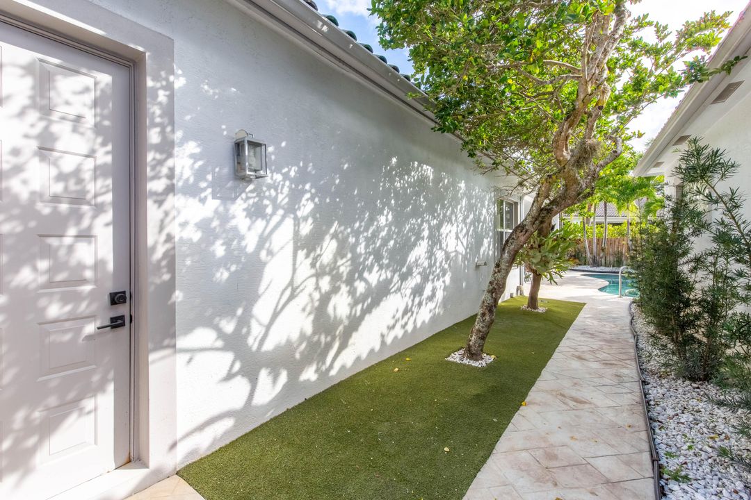 En Venta: $1,650,000 (3 camas, 3 baños, 2616 Pies cuadrados)