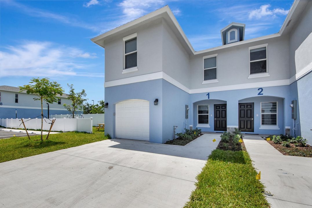 В аренду: $2,800 (3 спален, 2 ванн, 1723 Квадратных фут)