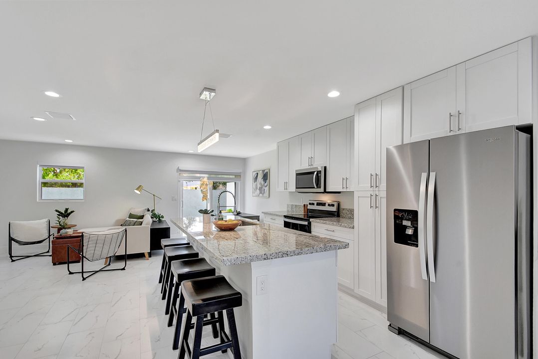 В аренду: $2,800 (3 спален, 2 ванн, 1723 Квадратных фут)