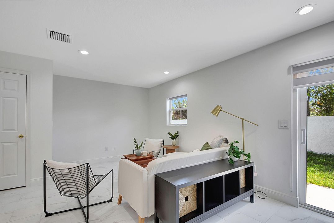 В аренду: $2,800 (3 спален, 2 ванн, 1723 Квадратных фут)