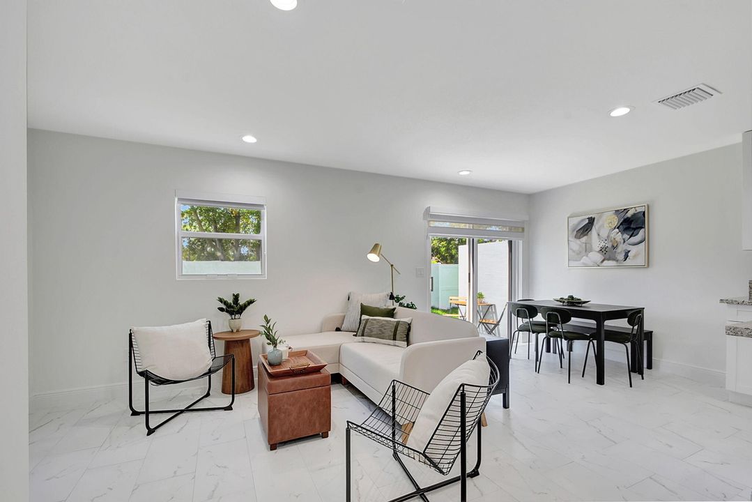 В аренду: $2,800 (3 спален, 2 ванн, 1723 Квадратных фут)