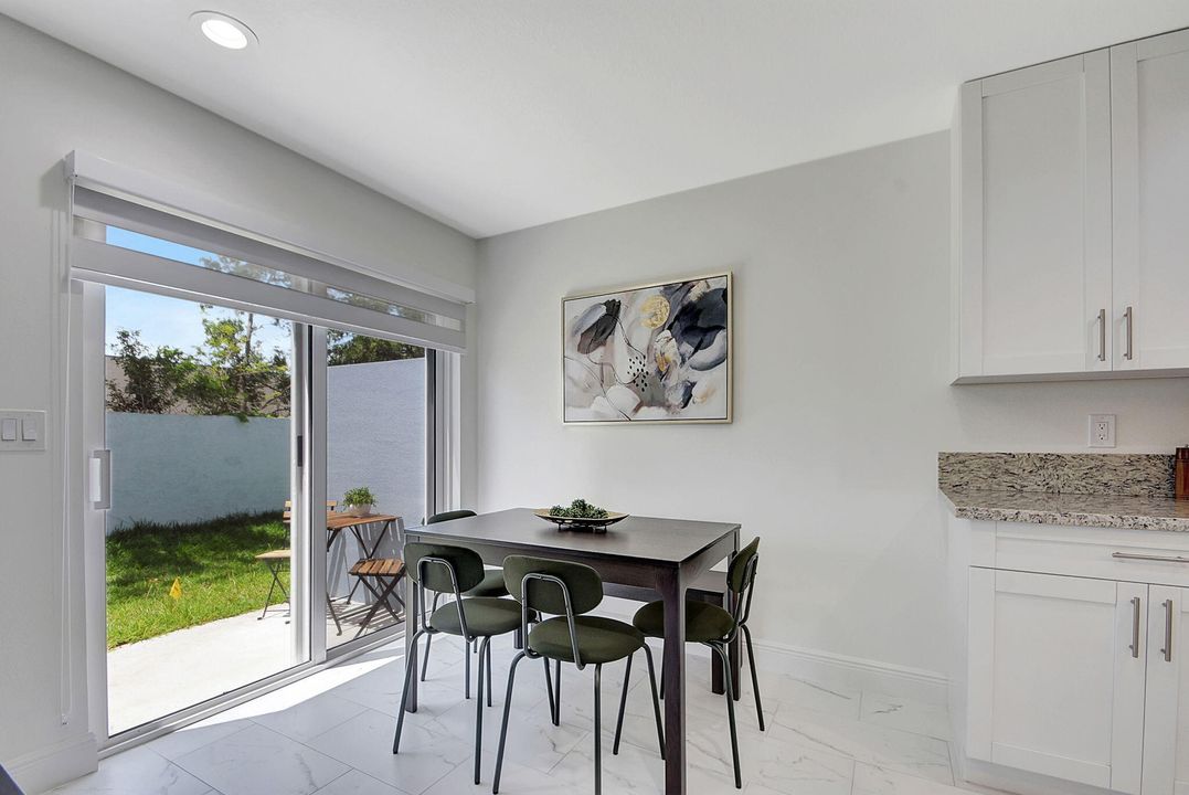 В аренду: $2,800 (3 спален, 2 ванн, 1723 Квадратных фут)