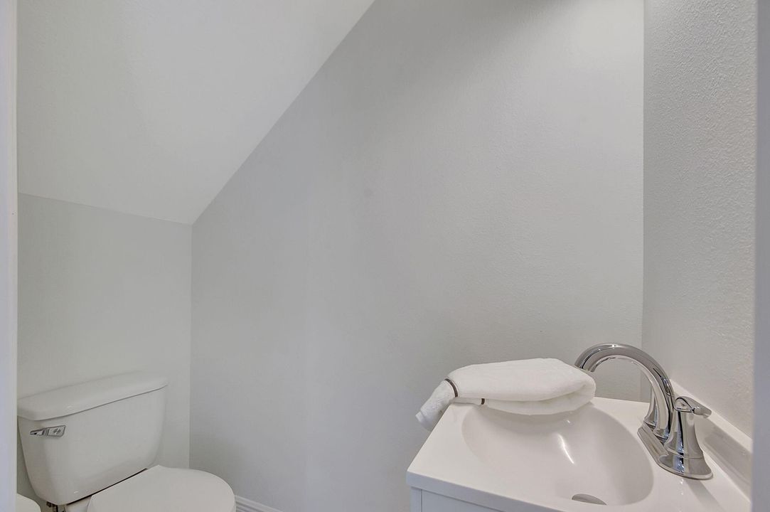 В аренду: $2,800 (3 спален, 2 ванн, 1723 Квадратных фут)