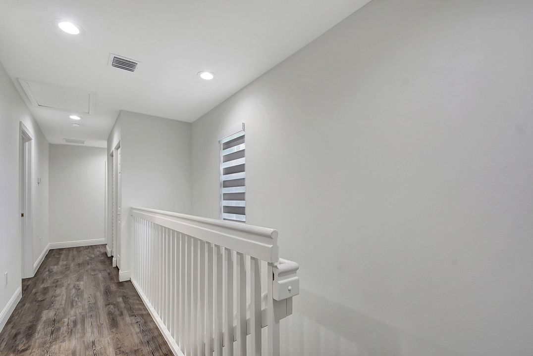 В аренду: $2,800 (3 спален, 2 ванн, 1723 Квадратных фут)