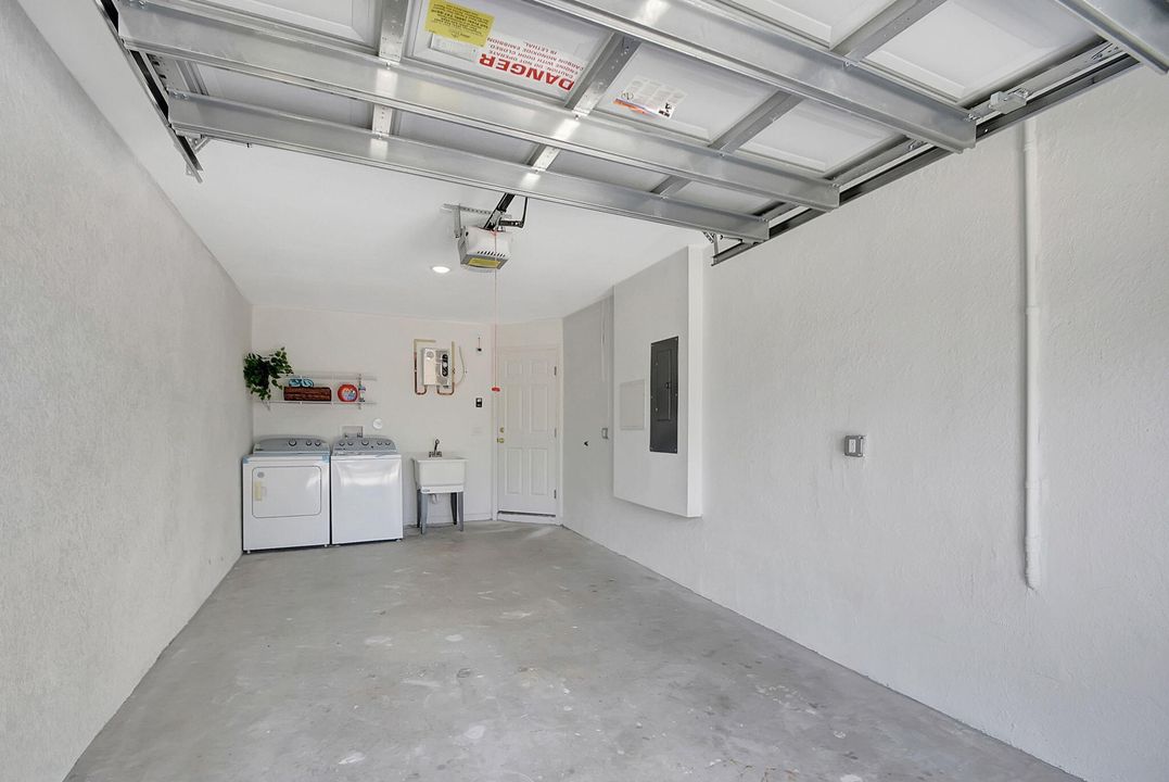 В аренду: $2,800 (3 спален, 2 ванн, 1723 Квадратных фут)