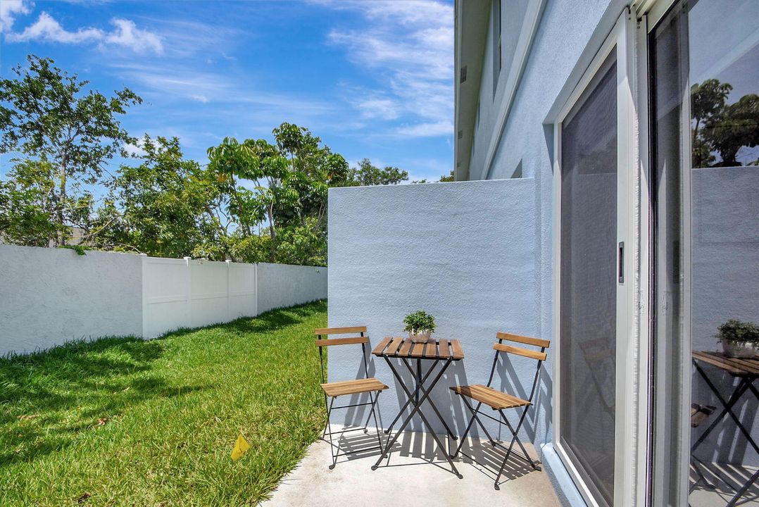 В аренду: $2,800 (3 спален, 2 ванн, 1723 Квадратных фут)