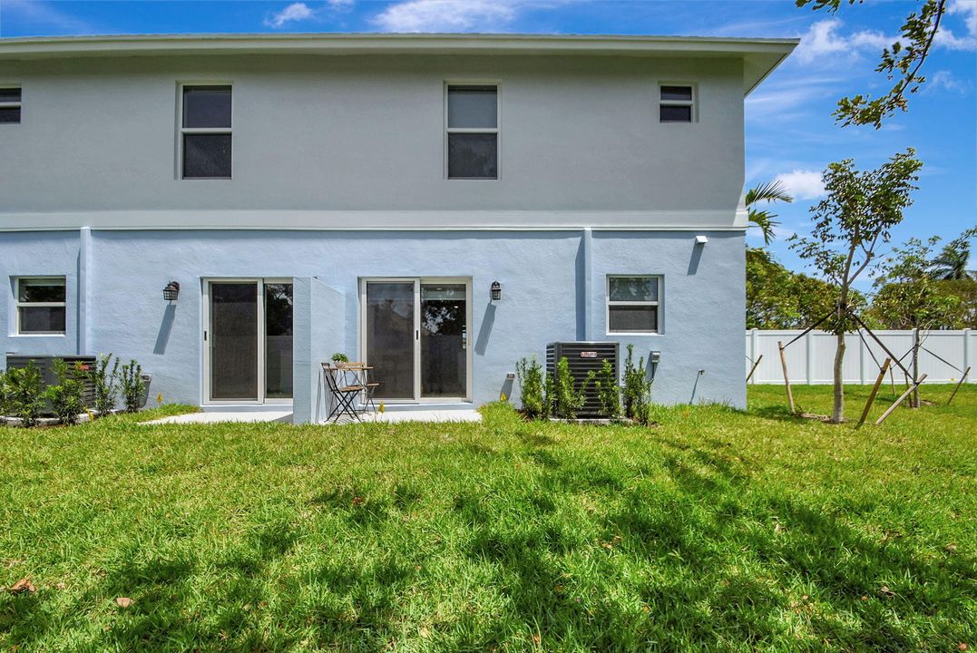 В аренду: $2,800 (3 спален, 2 ванн, 1723 Квадратных фут)