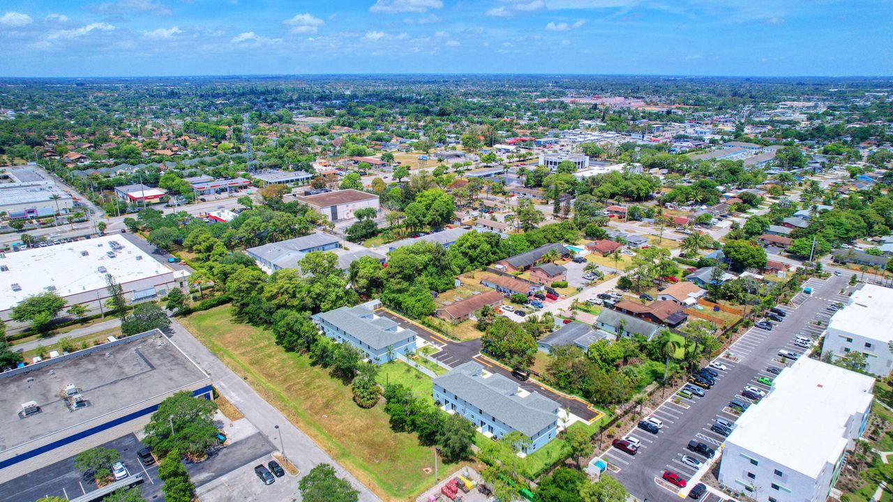 В аренду: $2,800 (3 спален, 2 ванн, 1723 Квадратных фут)