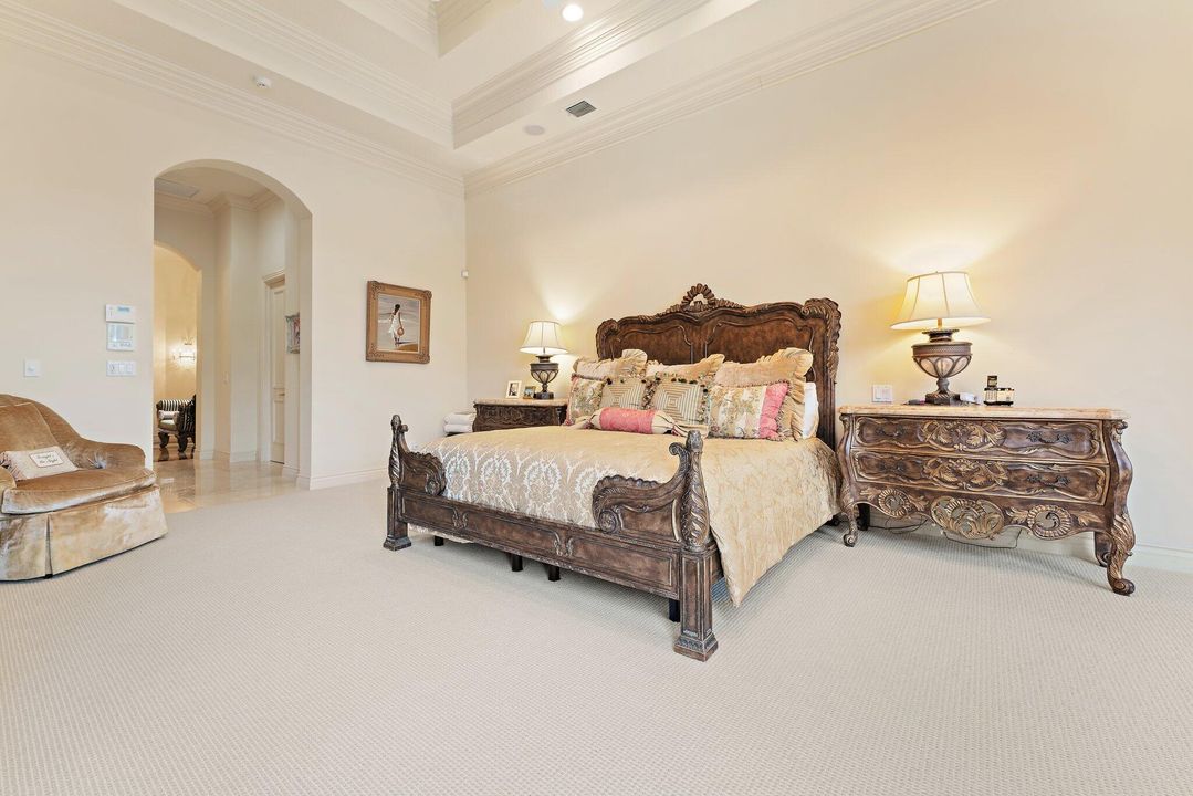 En Venta: $5,990,000 (5 camas, 6 baños, 7733 Pies cuadrados)