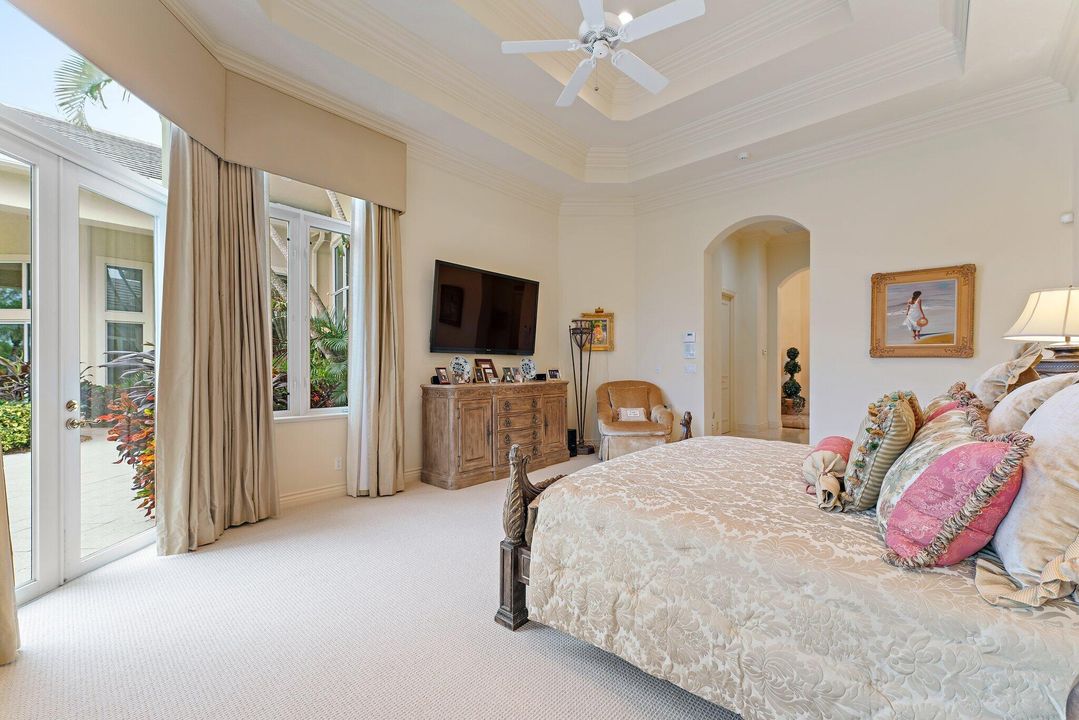 En Venta: $5,990,000 (5 camas, 6 baños, 7733 Pies cuadrados)