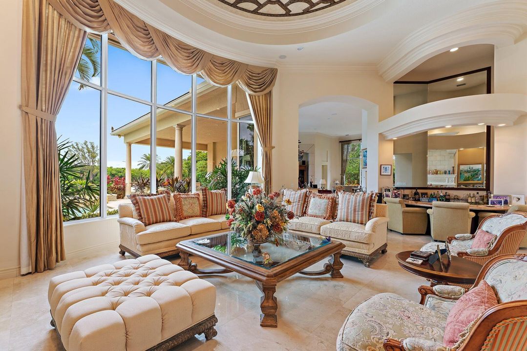 En Venta: $5,990,000 (5 camas, 6 baños, 7733 Pies cuadrados)