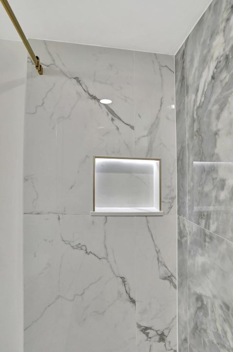 En Venta: $198,000 (2 camas, 2 baños, 907 Pies cuadrados)