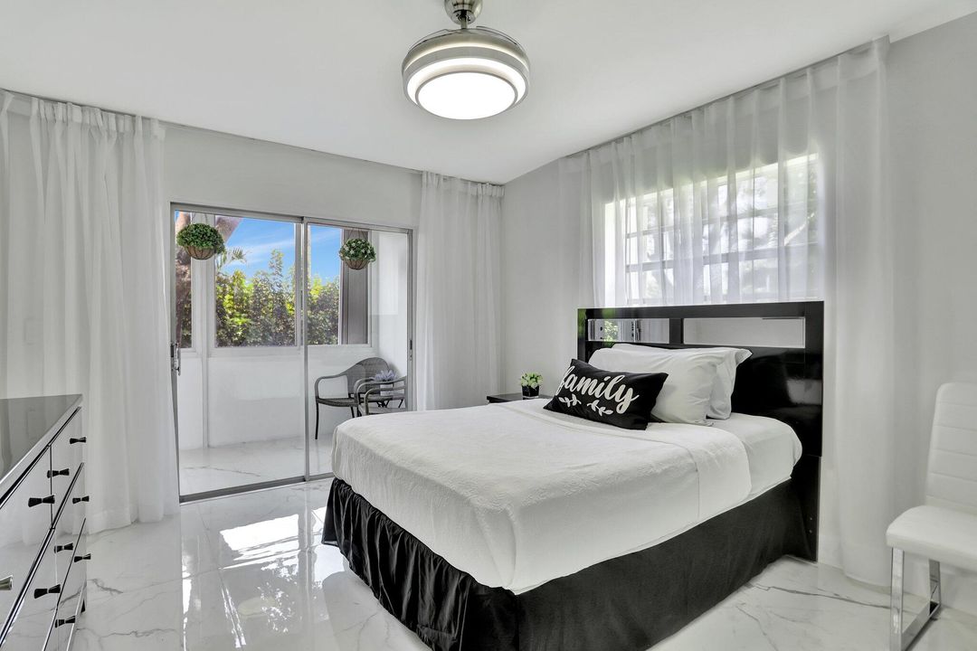 En Venta: $198,000 (2 camas, 2 baños, 907 Pies cuadrados)