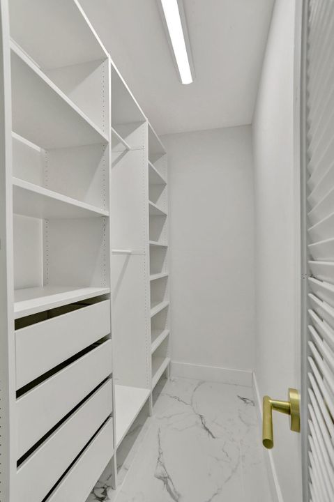 En Venta: $198,000 (2 camas, 2 baños, 907 Pies cuadrados)