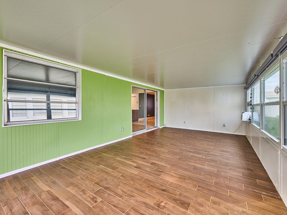 На продажу: $365,000 (2 спален, 2 ванн, 1624 Квадратных фут)