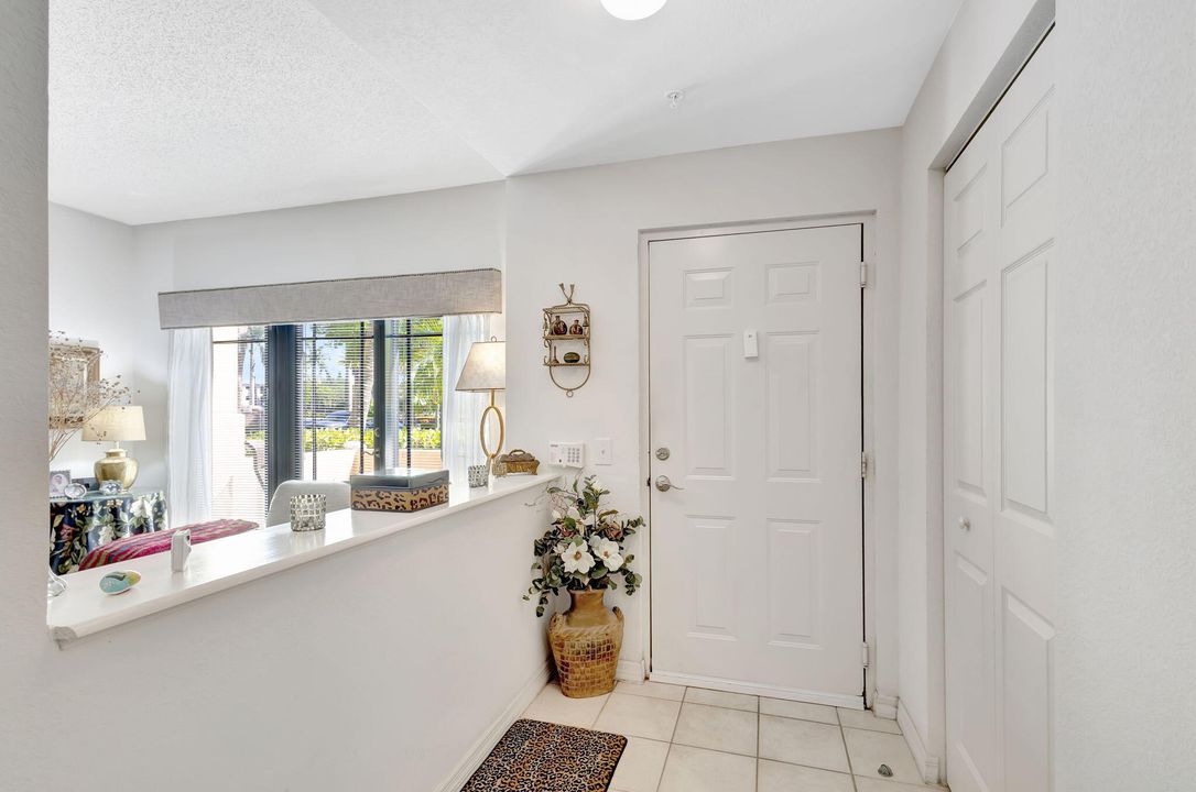 待售: $349,900 (3 贝兹, 2 浴室, 1278 平方英尺)