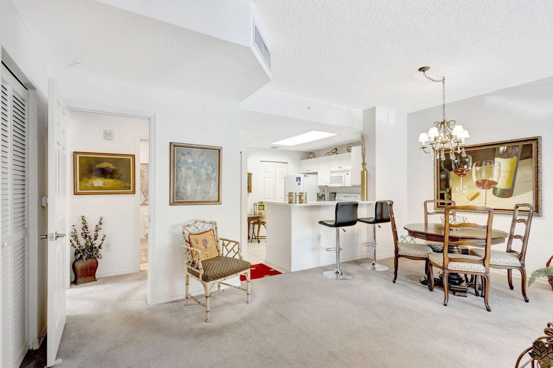 待售: $349,900 (3 贝兹, 2 浴室, 1278 平方英尺)