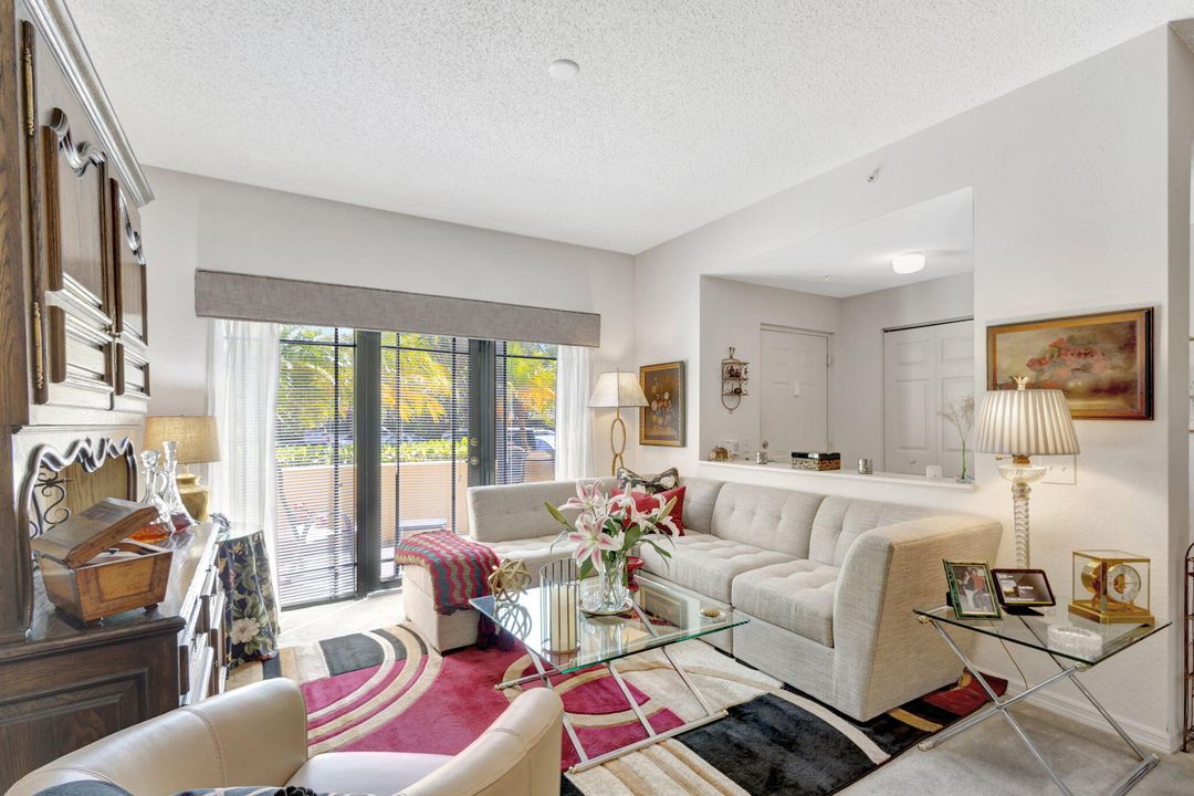 待售: $349,900 (3 贝兹, 2 浴室, 1278 平方英尺)