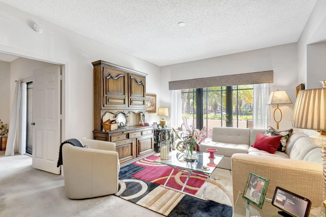 待售: $349,900 (3 贝兹, 2 浴室, 1278 平方英尺)