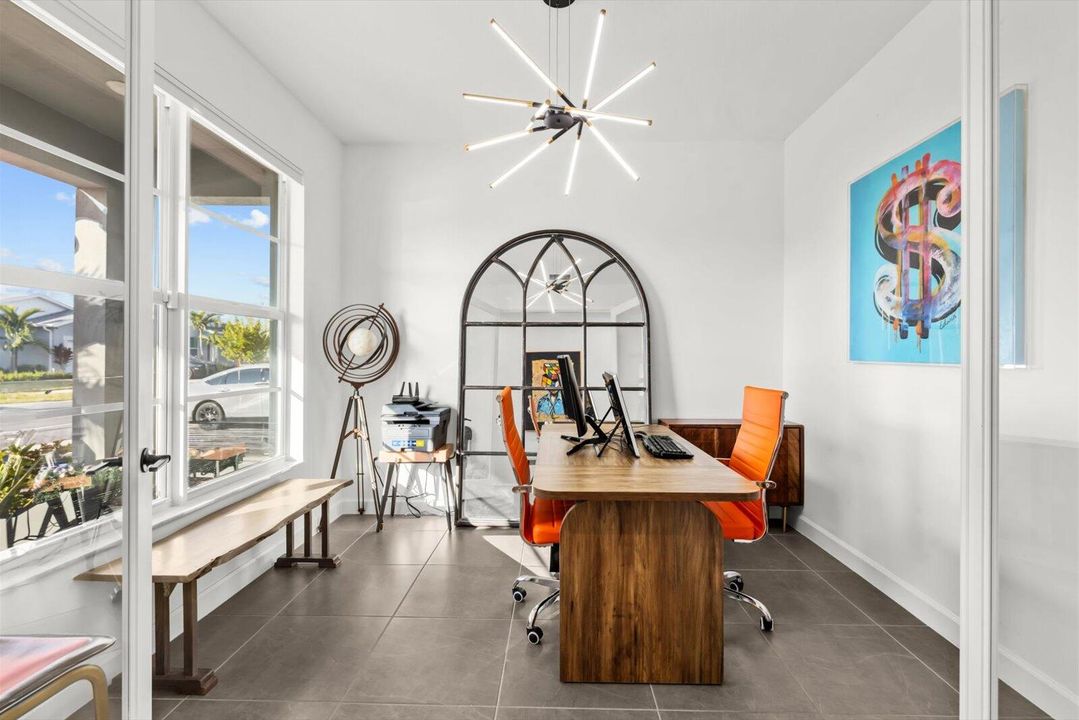 For Sale: $474,900 (3 beds, 2 baths, 1998 Square Feet)