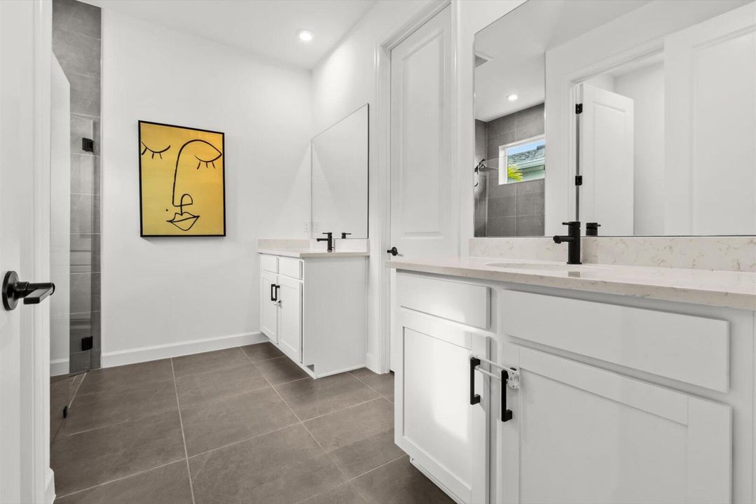 For Sale: $474,900 (3 beds, 2 baths, 1998 Square Feet)