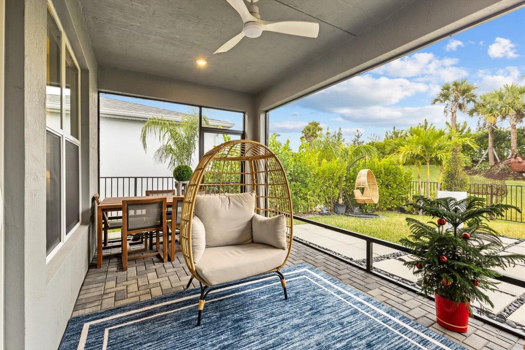 For Sale: $474,900 (3 beds, 2 baths, 1998 Square Feet)