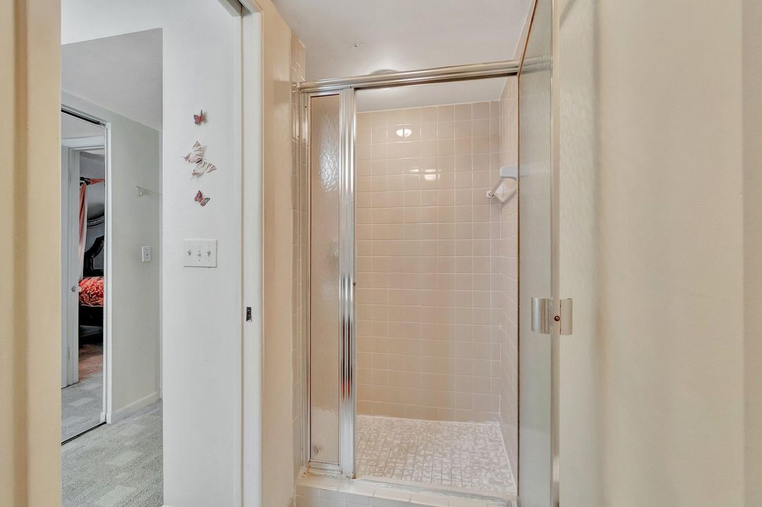 En Venta: $160,000 (2 camas, 2 baños, 1222 Pies cuadrados)