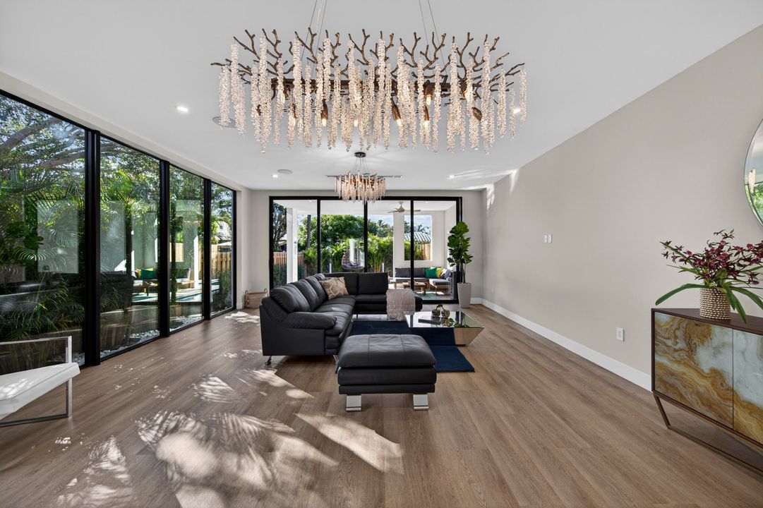 For Rent: $9,000 (4 beds, 4 baths, 3302 Square Feet)