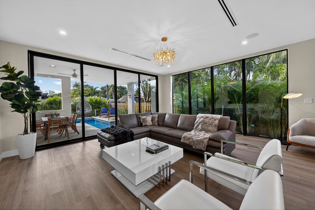 For Rent: $9,000 (4 beds, 4 baths, 3302 Square Feet)