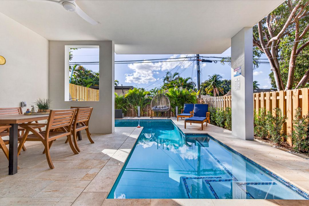 For Rent: $9,000 (4 beds, 4 baths, 3302 Square Feet)