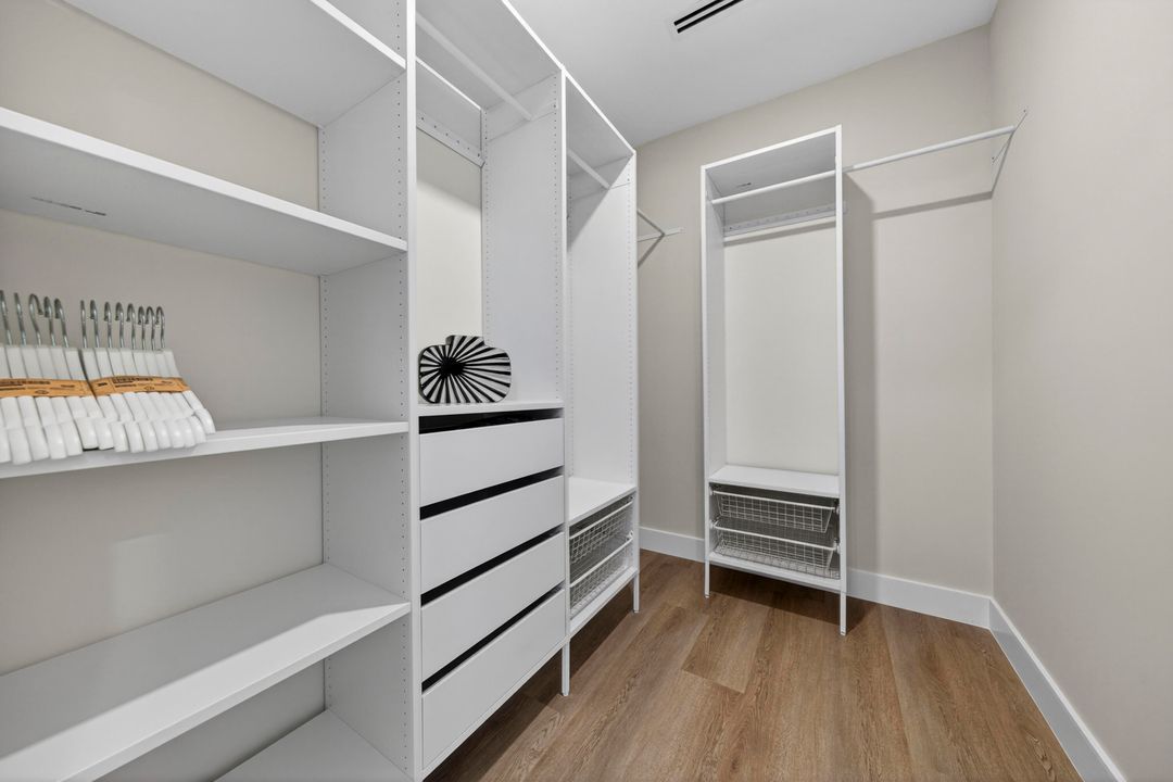 For Rent: $9,000 (4 beds, 4 baths, 3302 Square Feet)