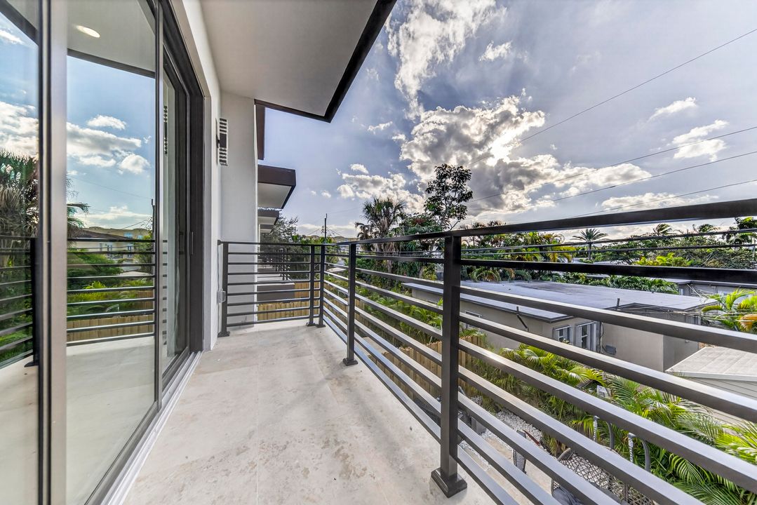 For Rent: $9,000 (4 beds, 4 baths, 3302 Square Feet)