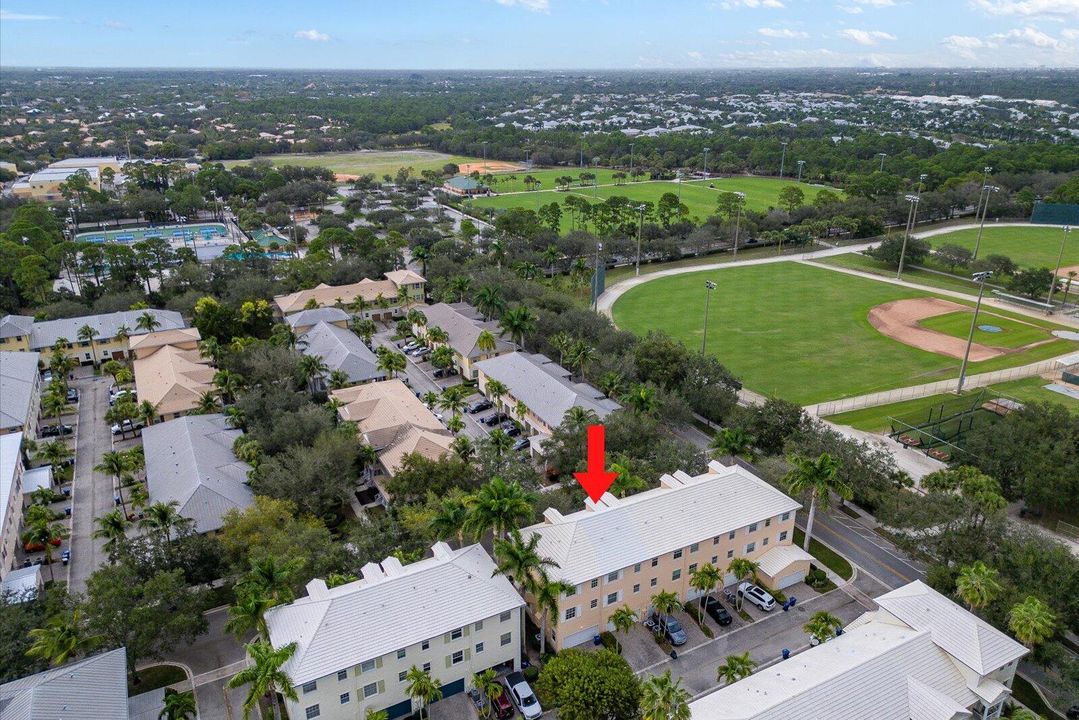 En Renta: $3,500 (3 camas, 2 baños, 1938 Pies cuadrados)