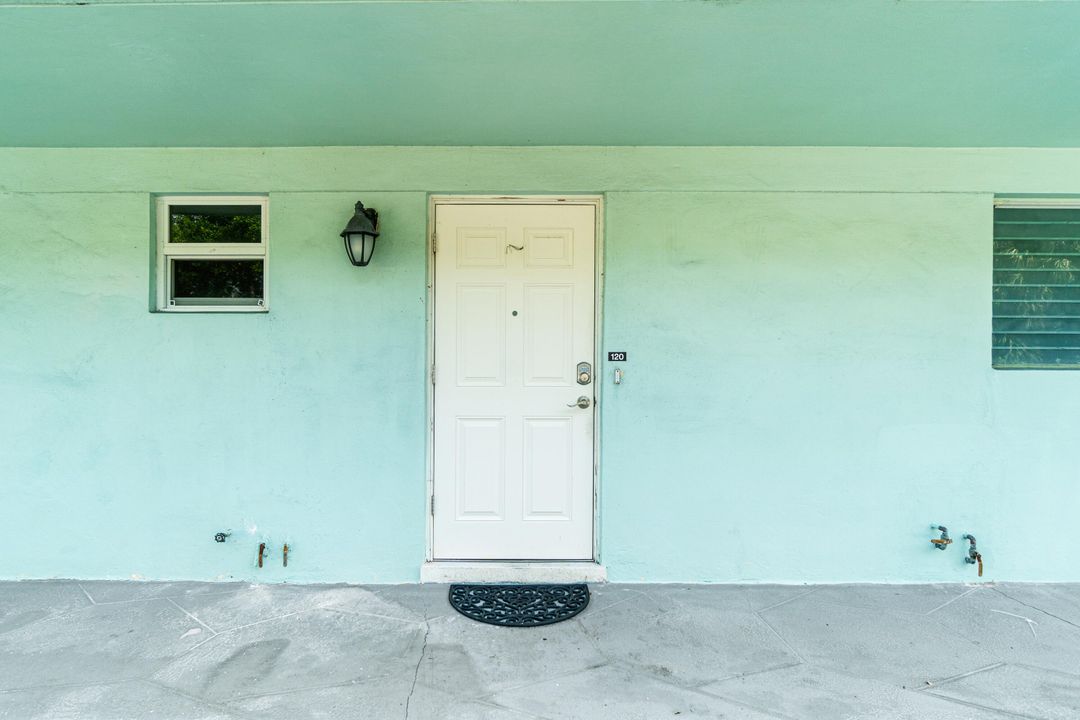 For Rent: $1,700 (1 beds, 1 baths, 490 Square Feet)