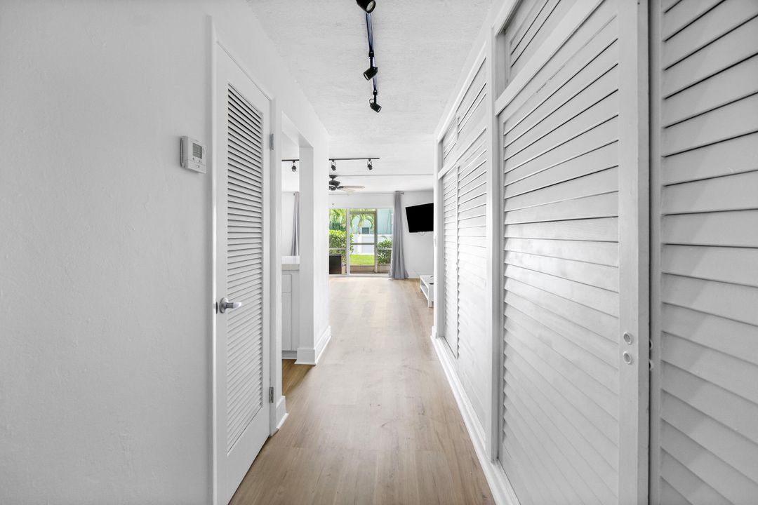 For Rent: $1,700 (1 beds, 1 baths, 490 Square Feet)