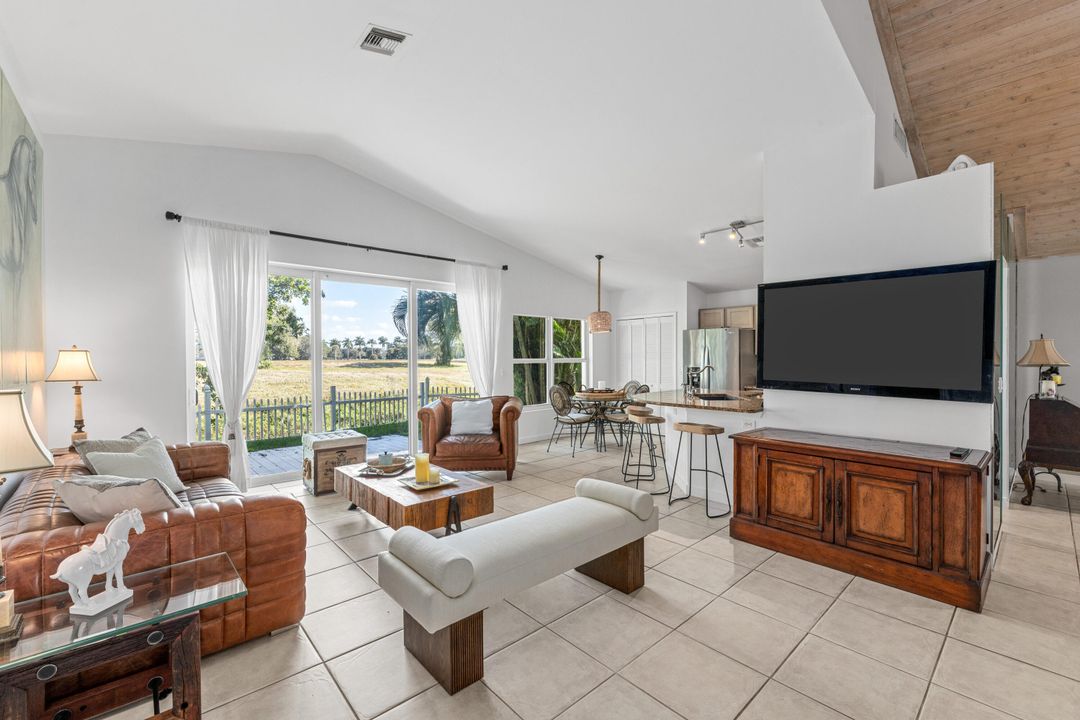 На продажу: $740,000 (3 спален, 2 ванн, 2180 Квадратных фут)