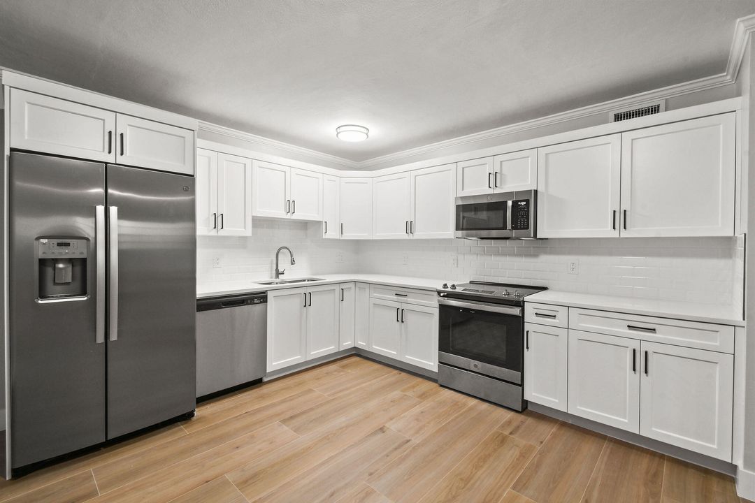 出租: $2,995 (3 贝兹, 2 浴室, 1050 平方英尺)