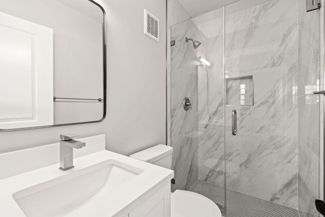 出租: $2,995 (3 贝兹, 2 浴室, 1050 平方英尺)