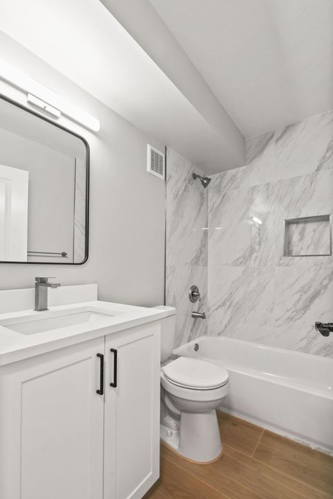 出租: $2,995 (3 贝兹, 2 浴室, 1050 平方英尺)