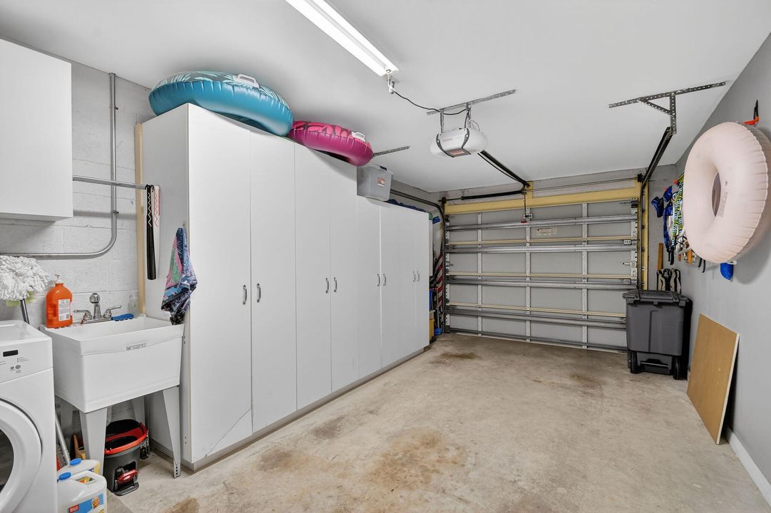 For Sale: $350,000 (2 beds, 2 baths, 1400 Square Feet)