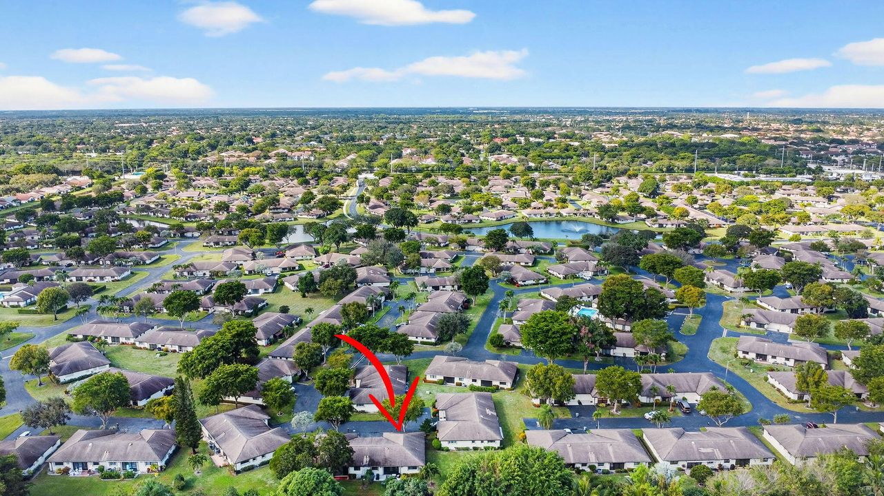 For Sale: $350,000 (2 beds, 2 baths, 1400 Square Feet)