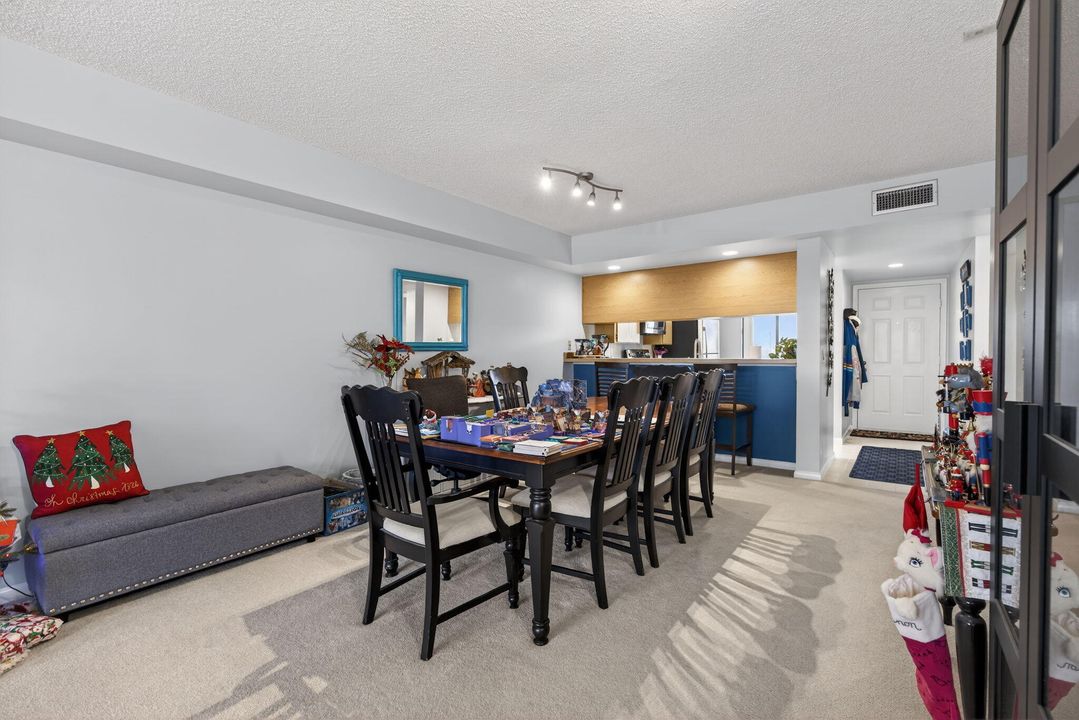 En Venta: $210,000 (2 camas, 2 baños, 1437 Pies cuadrados)