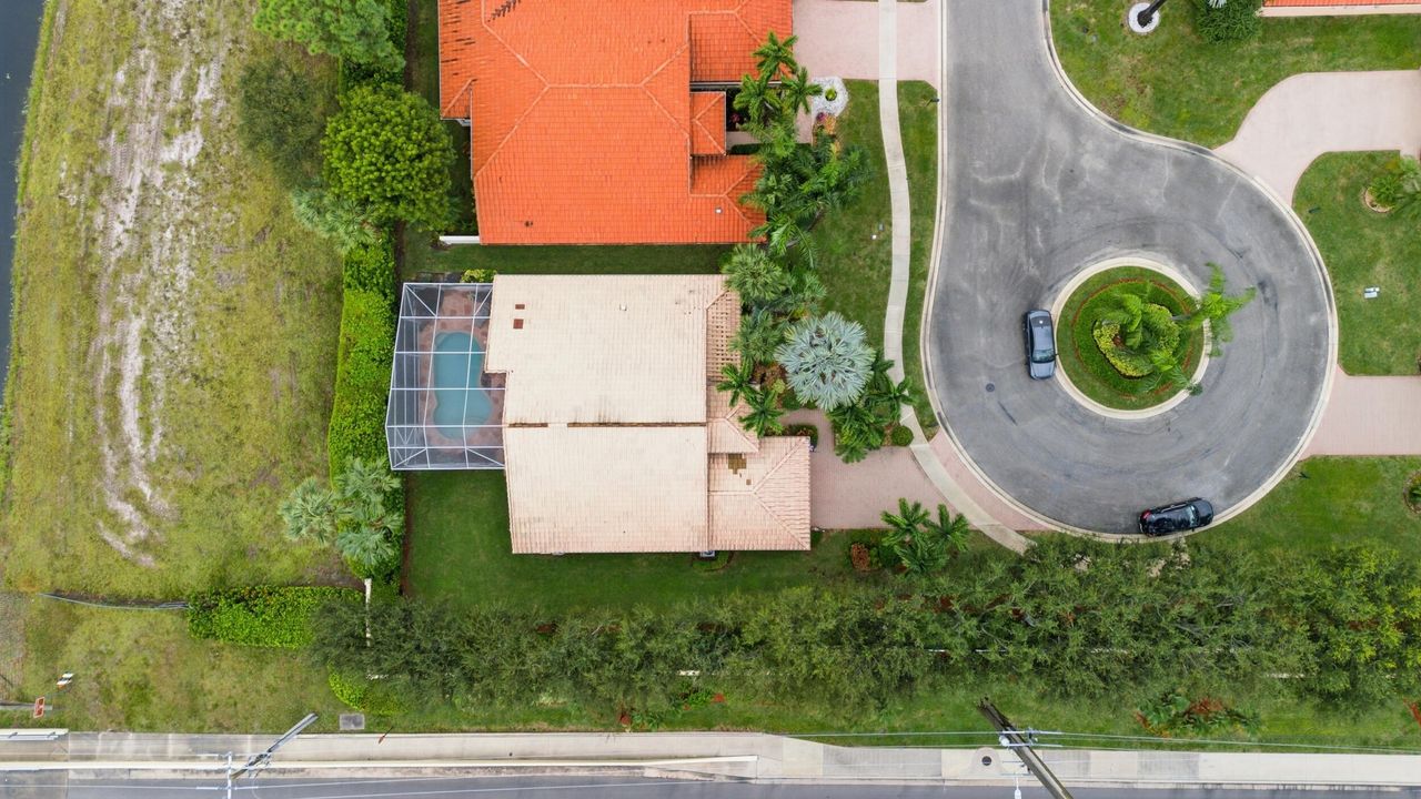 En Venta: $499,000 (3 camas, 2 baños, 2211 Pies cuadrados)