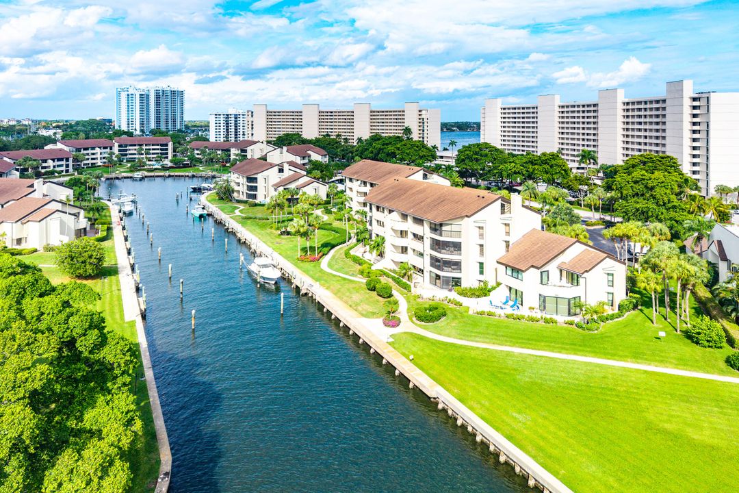 На продажу: $1,300,000 (3 спален, 3 ванн, 2706 Квадратных фут)